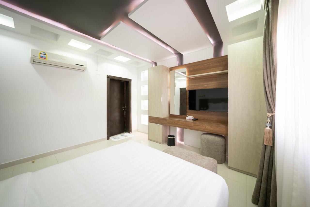 Mirada Gold Jizan - Resort & Private Pools Экстерьер фото A room at the hotel